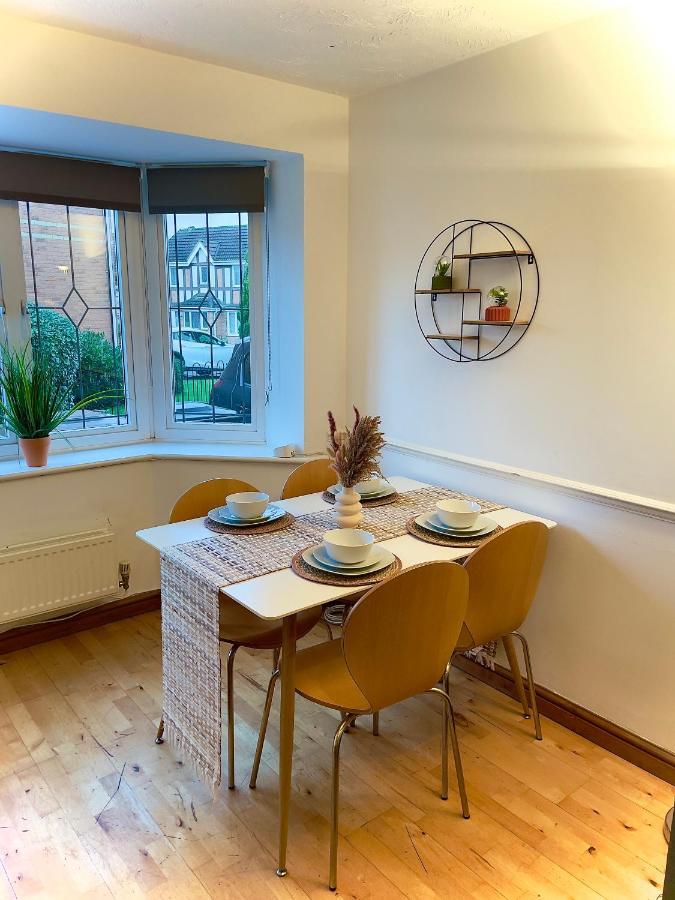 Charming Home In Wellingborough Esterno foto